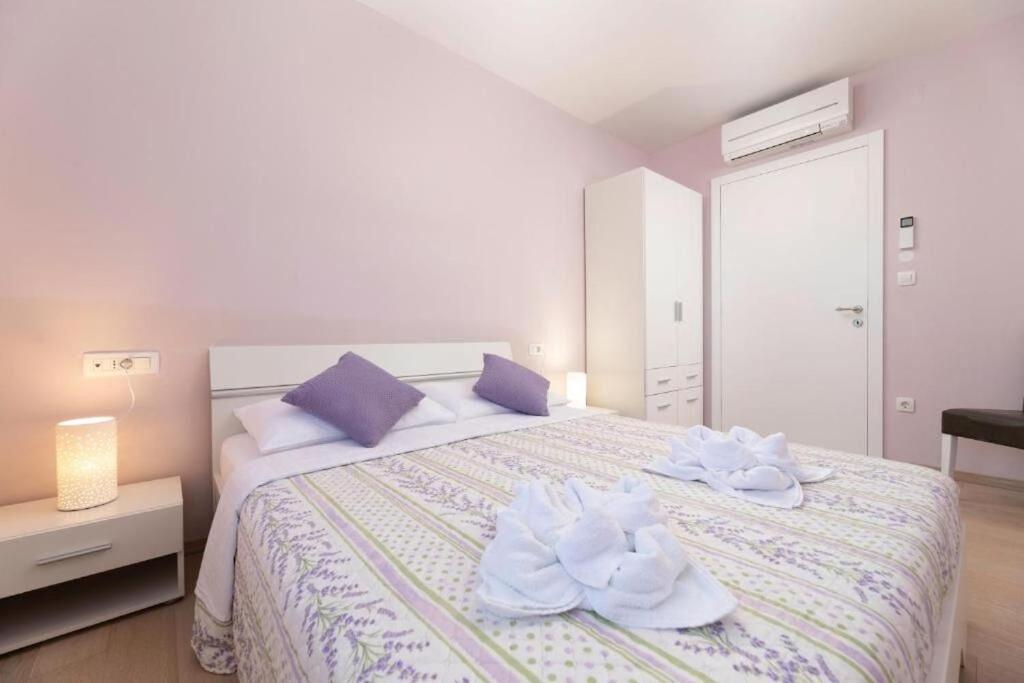 Apartments Marina Malinska Dış mekan fotoğraf