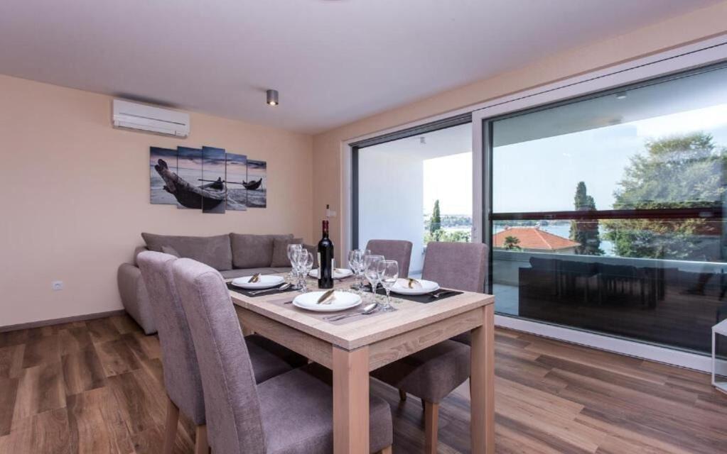 Apartments Marina Malinska Dış mekan fotoğraf