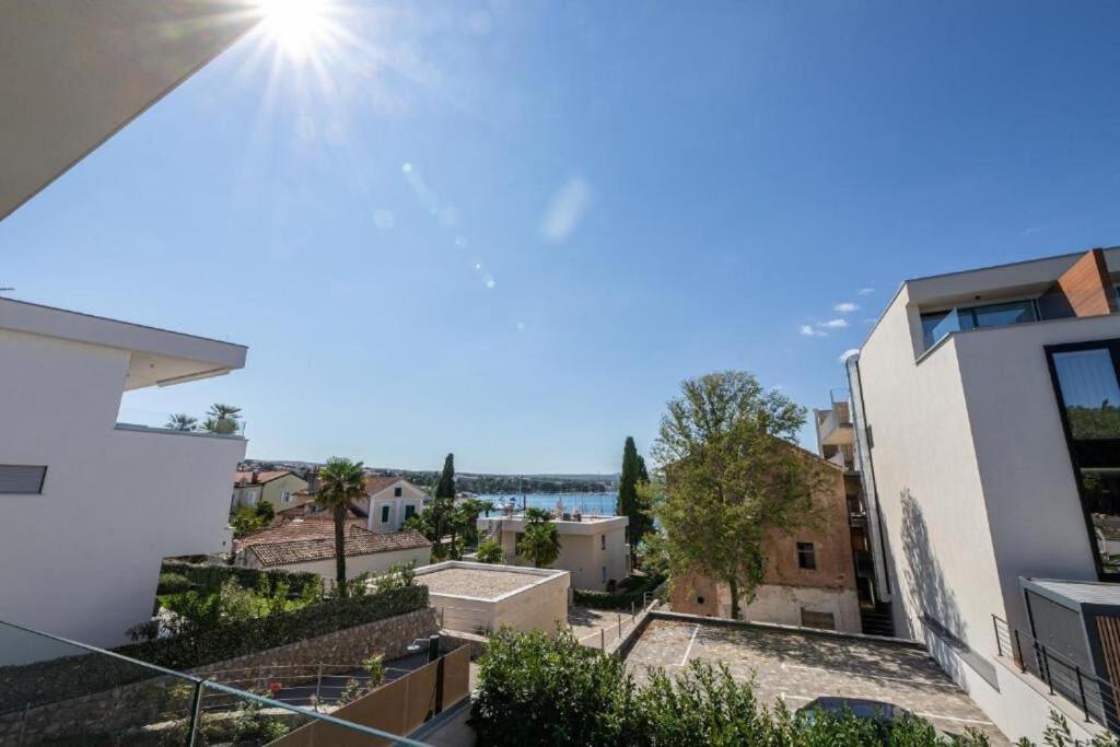 Apartments Marina Malinska Dış mekan fotoğraf